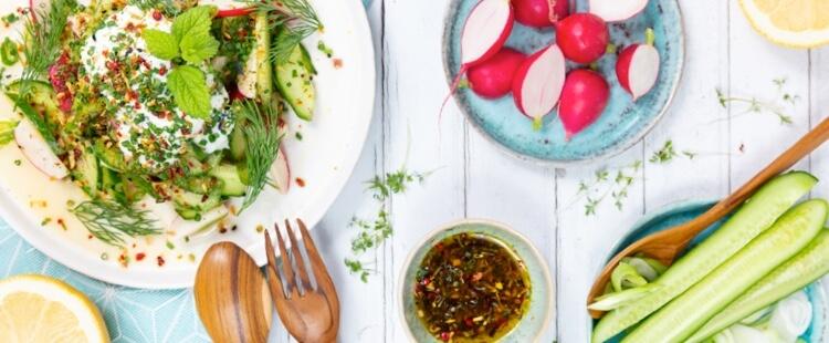 Salat & Dressing