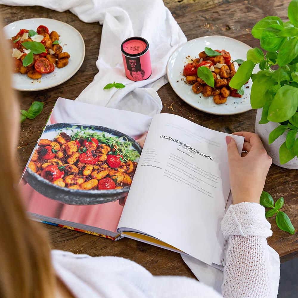 Just Spices Kochbuch - Lecker durch den Tag  JUST SPICES