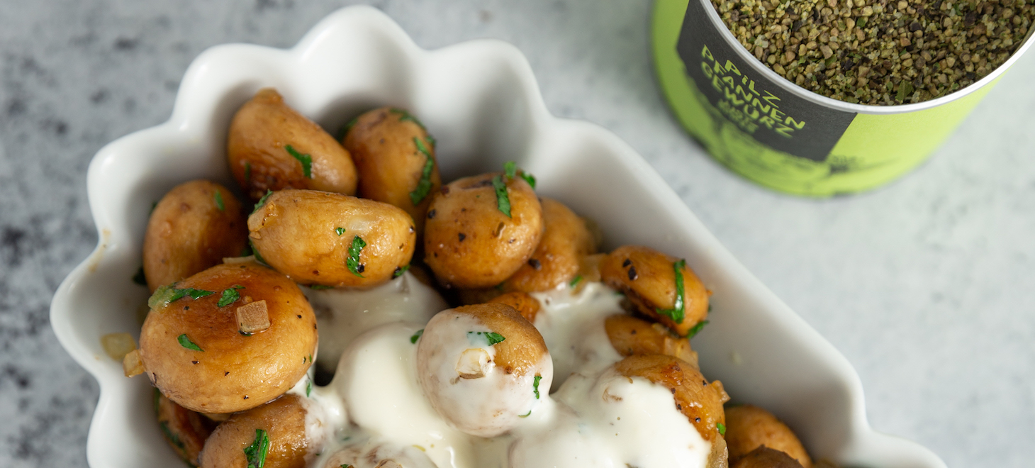 Champignons mit Knoblauchdip