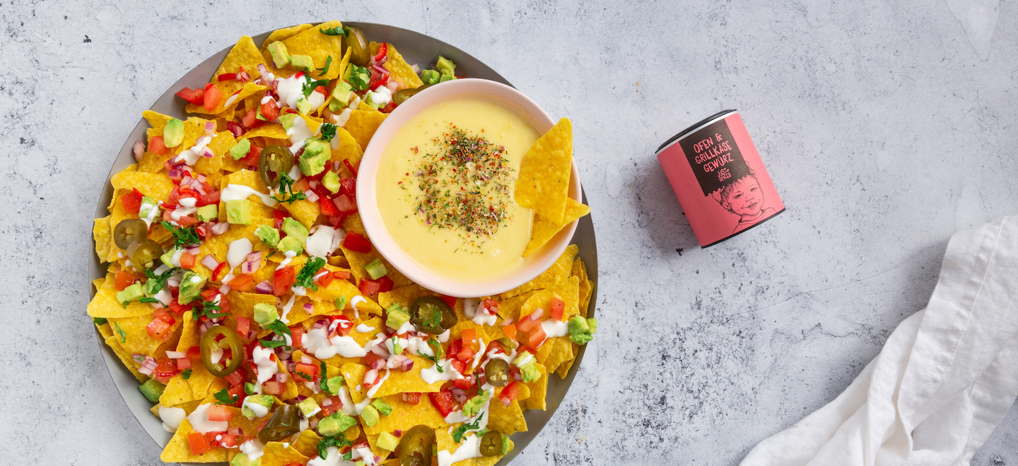 Nachos-mit-Käse-Dip