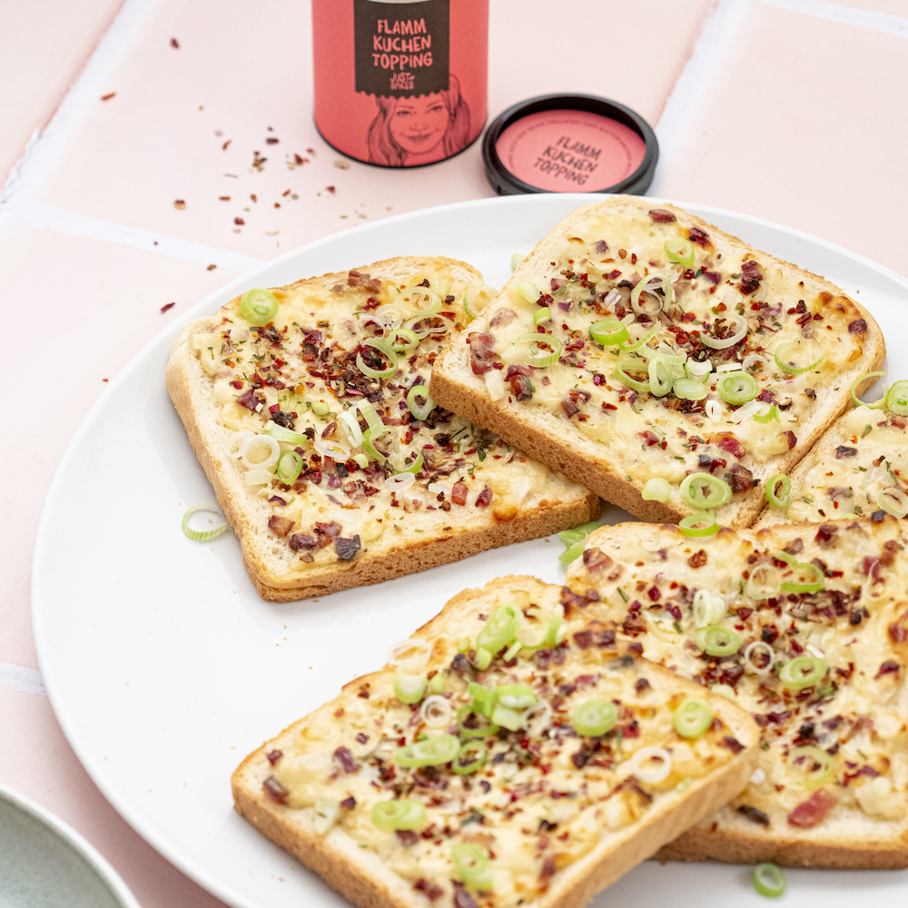 Flammkuchen Toast | Rezept | JUST SPICES®