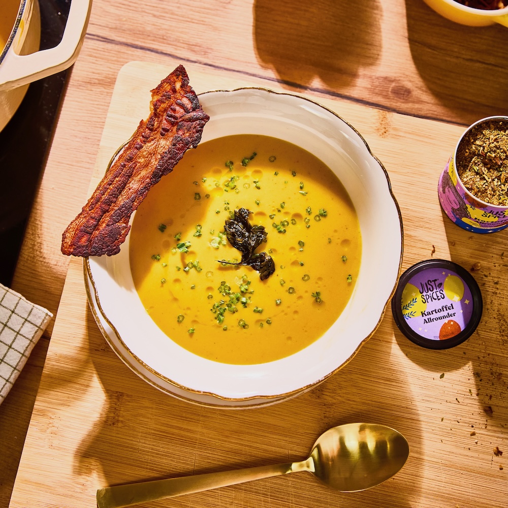 Kartoffel-Kürbissuppe mit Bacon