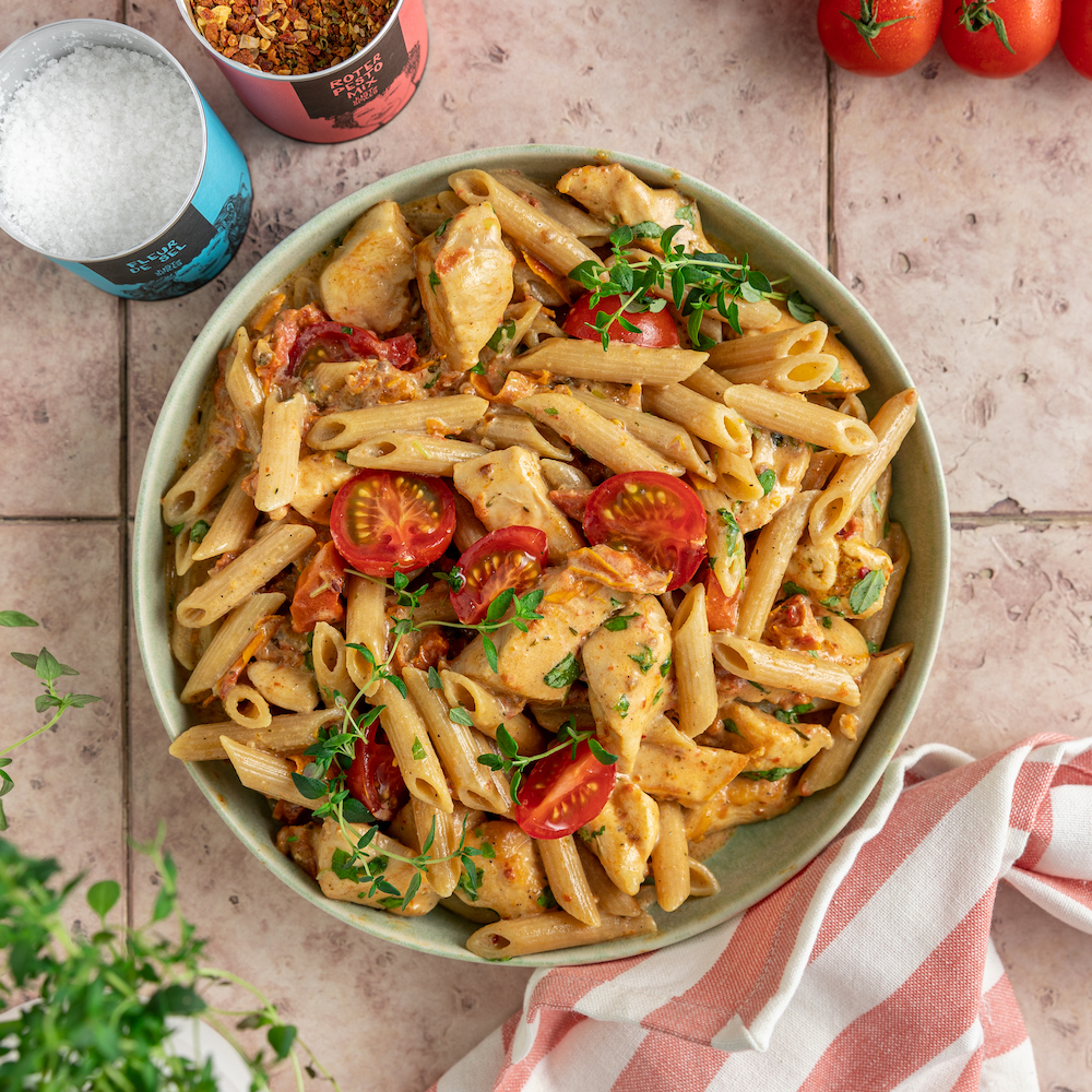 Cremige Pasta mit Mozzarella und Hähnchen | Rezept | JUST SPICES®