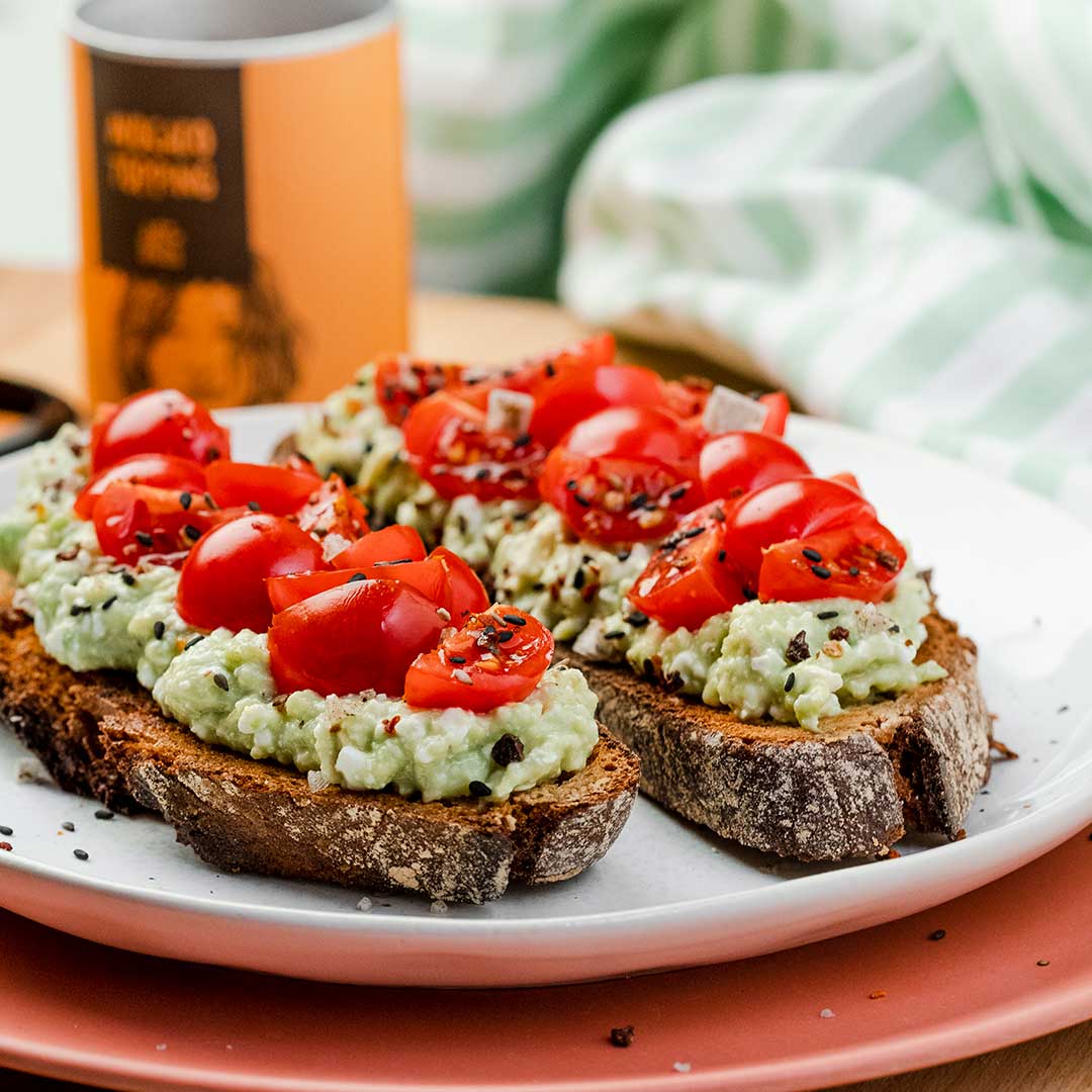 Avocado-Tomatenbrot | Rezept | JUST SPICES®