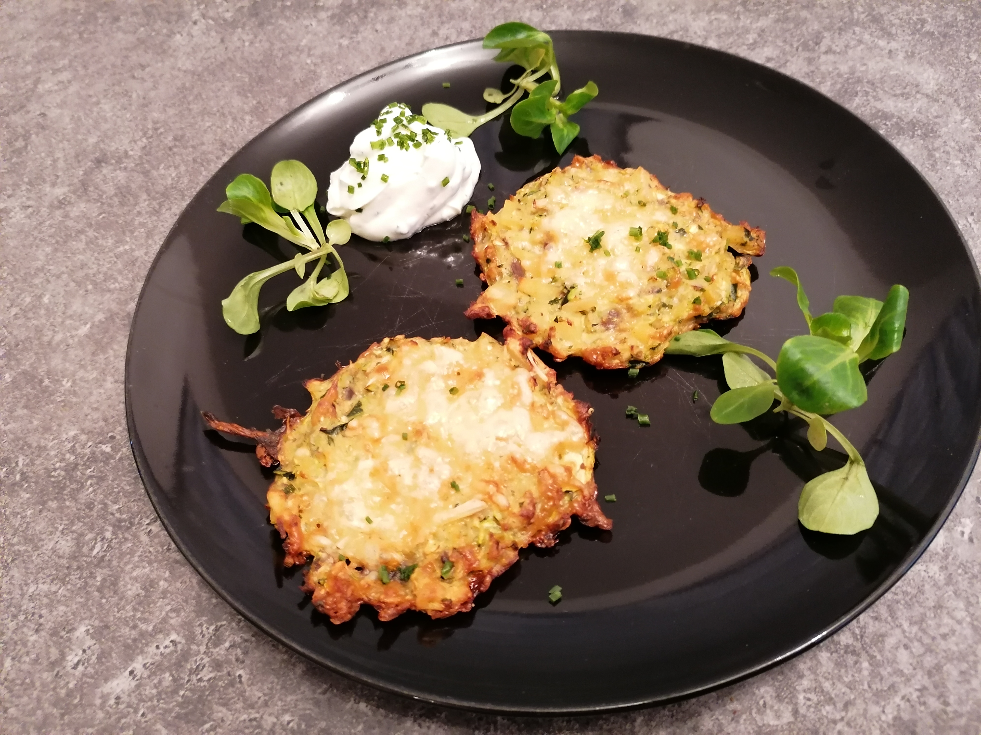 Zucchini-Kartoffelpuffer | Rezept | JUST SPICES® Zucchini-Kartoffelpuffer | Rezept | JUST SPICES®
