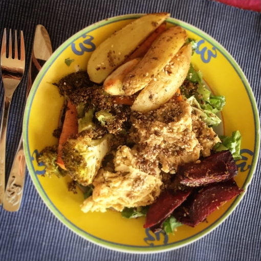 Leckere vegane Vitamin-Herbstbowl