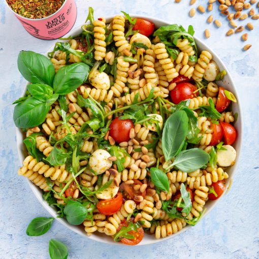 Italienischer Nudelsalat mit Rucola