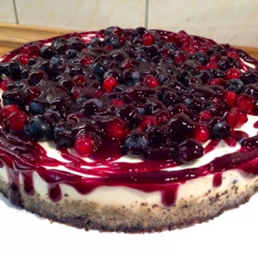 Blaubeertorte mit Oreo-Nuss-Knusperboden