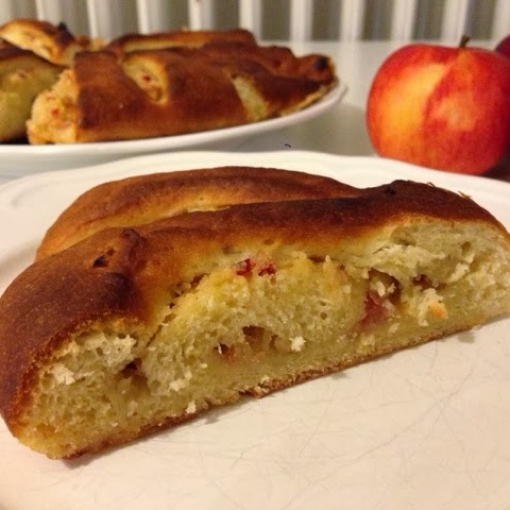 Bratapfel Hefekranz