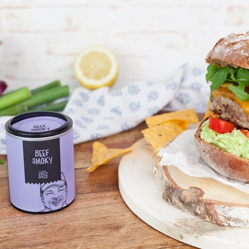 Beef Smoky Burger mit Guacamole | Rezept | JUST SPICES®