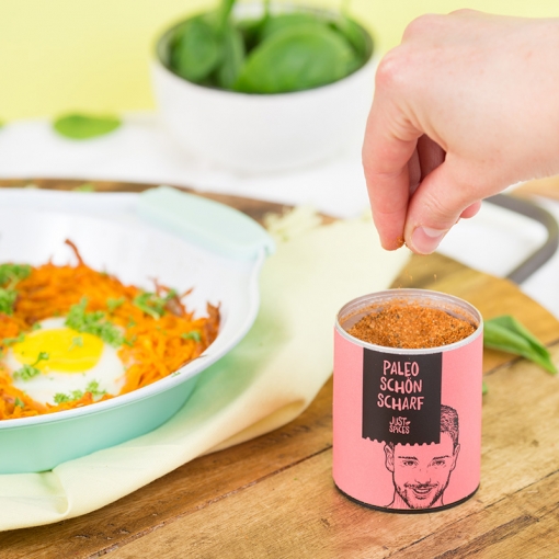 Paleo Süßkartoffel Pfanne mit Spiegeleiern