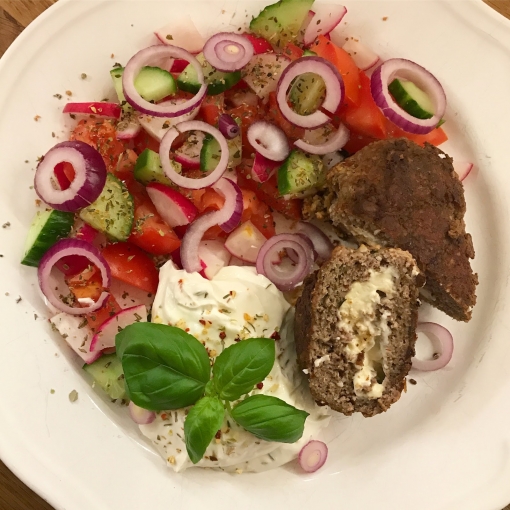 Bouletten mit Fetafüllung
