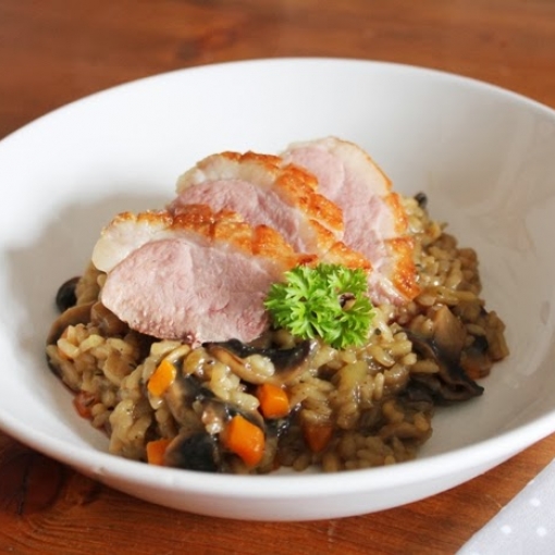Knusprige Entenbrust auf Zitronen-Thymian-Risotto