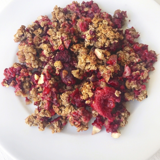 Baked Oatmeal mit Himbeeren & Honig