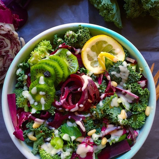 Grüner Detoxkohlsalat