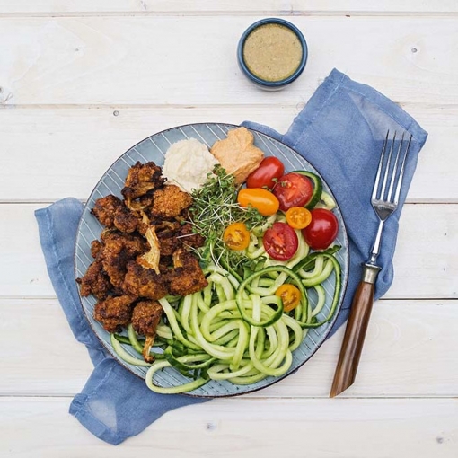 Spicy-Harissa-Blumenkohl-Wings-Bowl