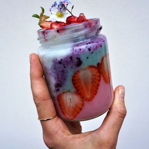 Beeren Einhorn Parfait (to go)
