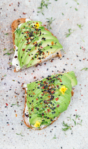 Avocado Stulle mit Avocado Gewürz 