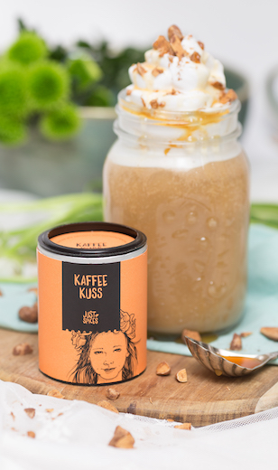 Iced Coffee gewürzt mit Gewürz für Kaffee