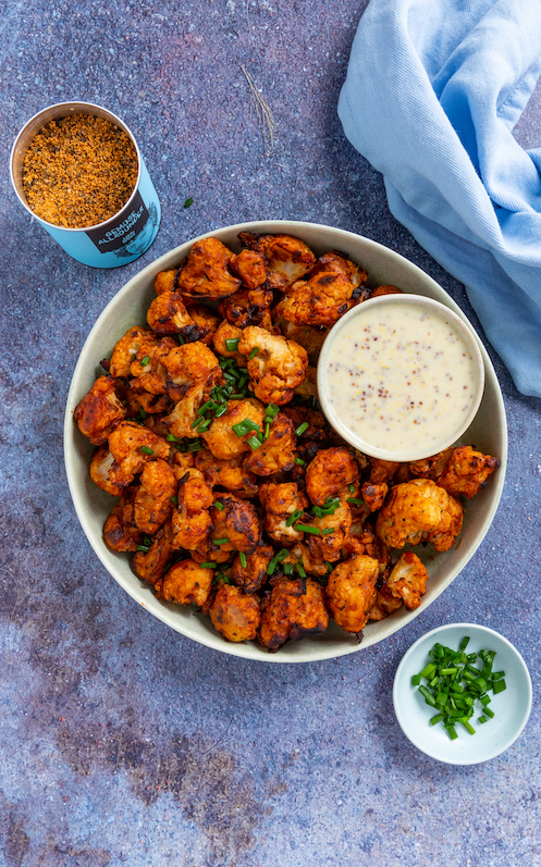 vegane-blumenkohl-buffalo-wings-mit-veganem-dip