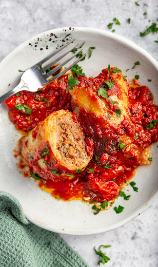 Kohlrouladen in Tomatensoße