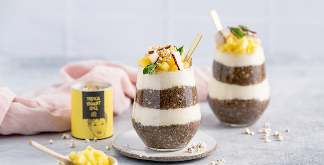 Kokos Chia Pudding mit Ananas 