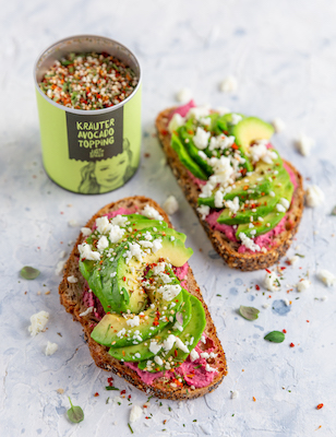 Avocado Rote Bete Stulle mit Kräuter Avocado Gewürz 