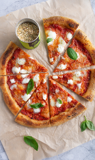 Pizza Margherita mit Pizza Gewürz 
