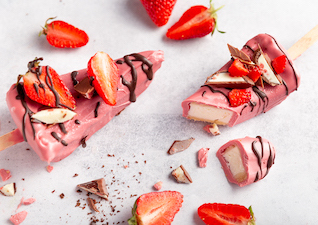 Erdbeere Joghurt Cheesecake am Stiel 