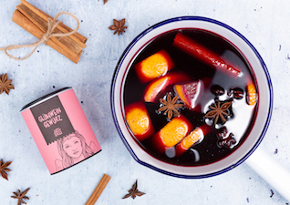 Roter Glühwein mit Orange & Zimt gewürzt mit dem Just Spices Gewürz für Glühwein 